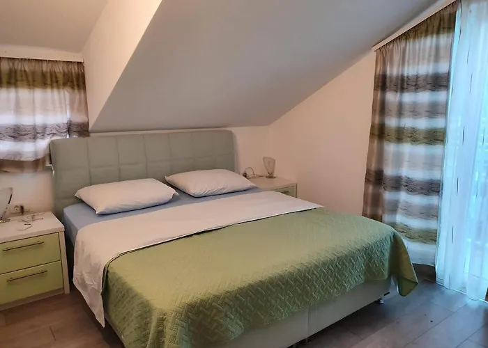 Kocak Apartment Blace