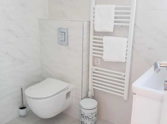 Kocak Apartment Blace